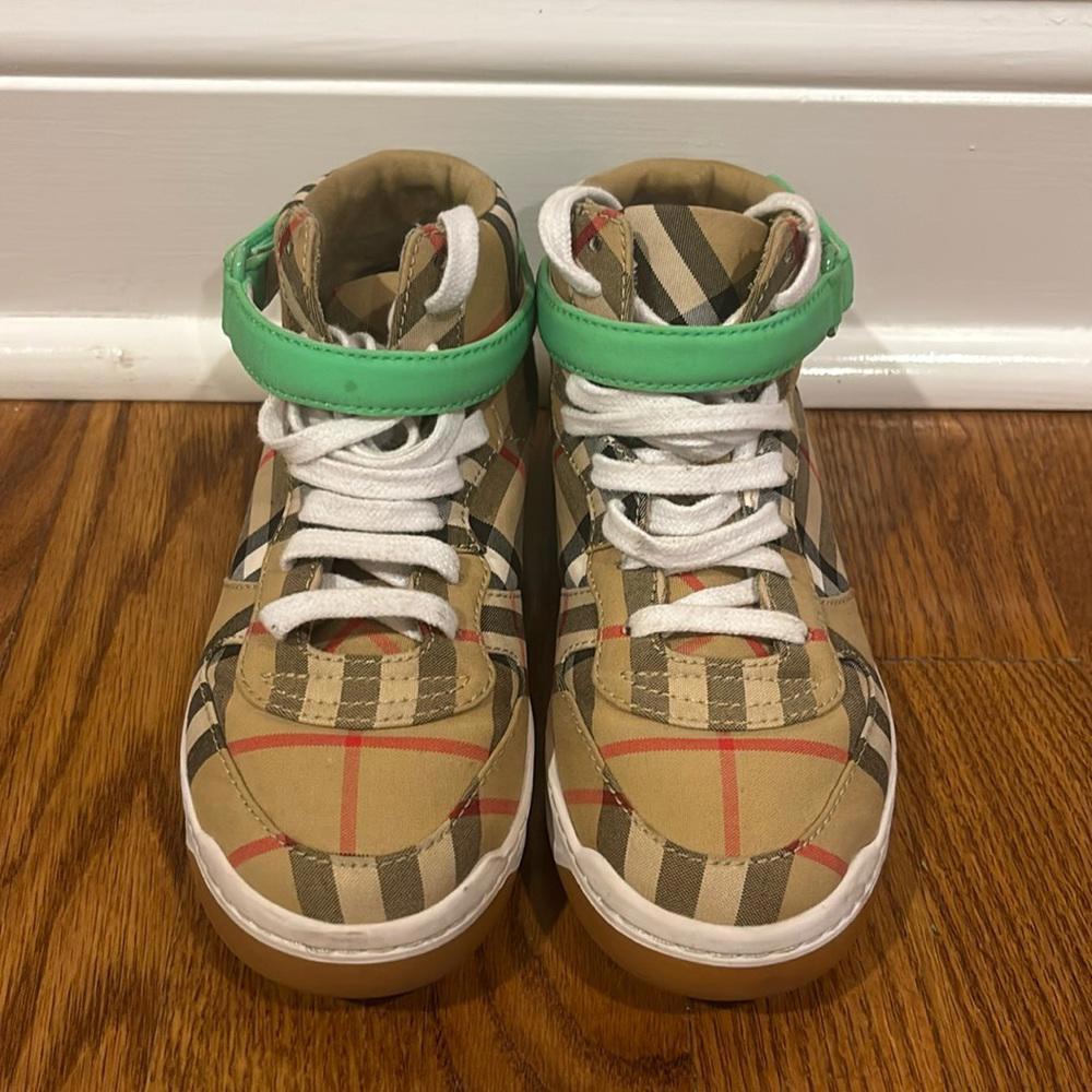 Boys Burberry sneaker